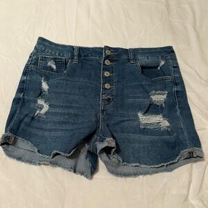Juniors SO super high rise curvy shortie shorts size 13